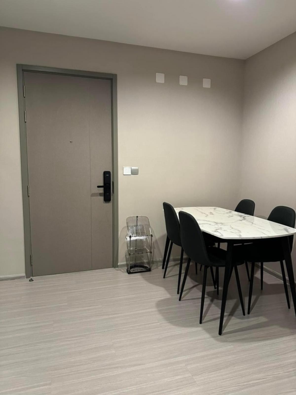 Condo Life Asok Hype Rama 9 - Modern 1 Bedroom Apartment