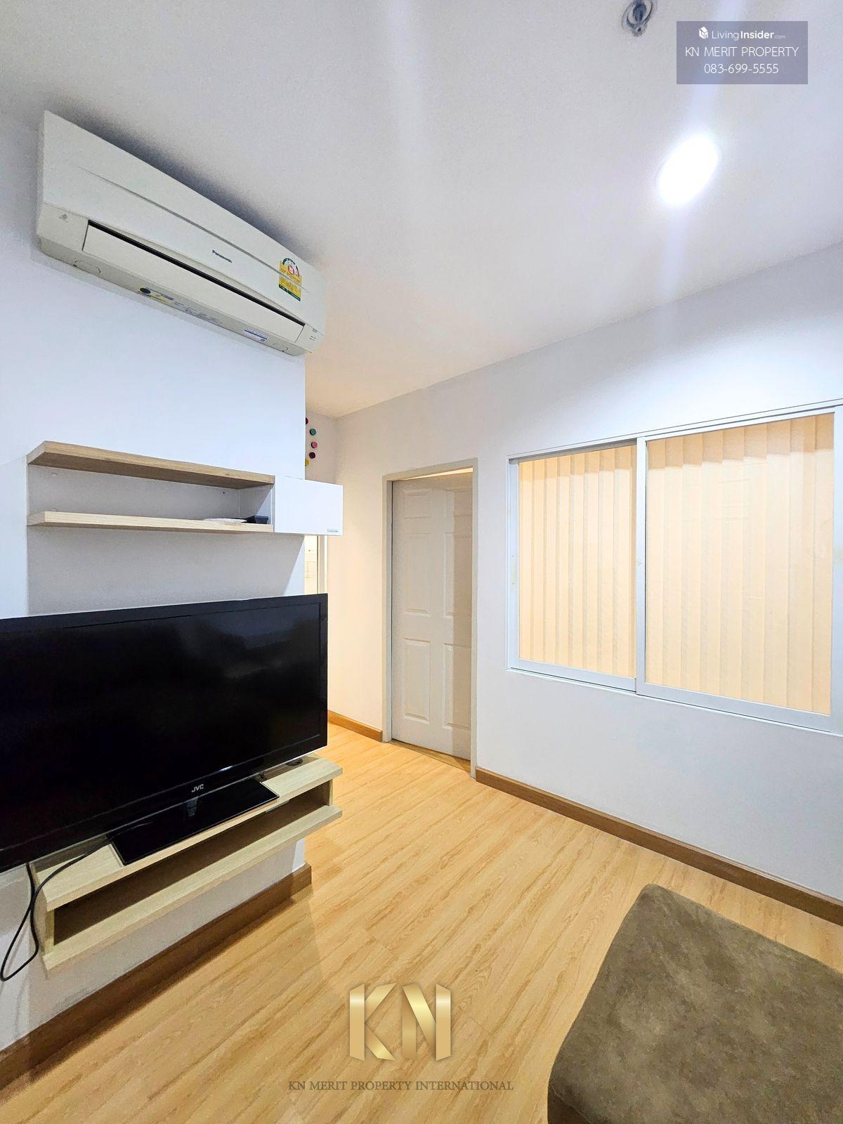 1 Bedroom Condo near Sutthisan MRT, Fully Decorated