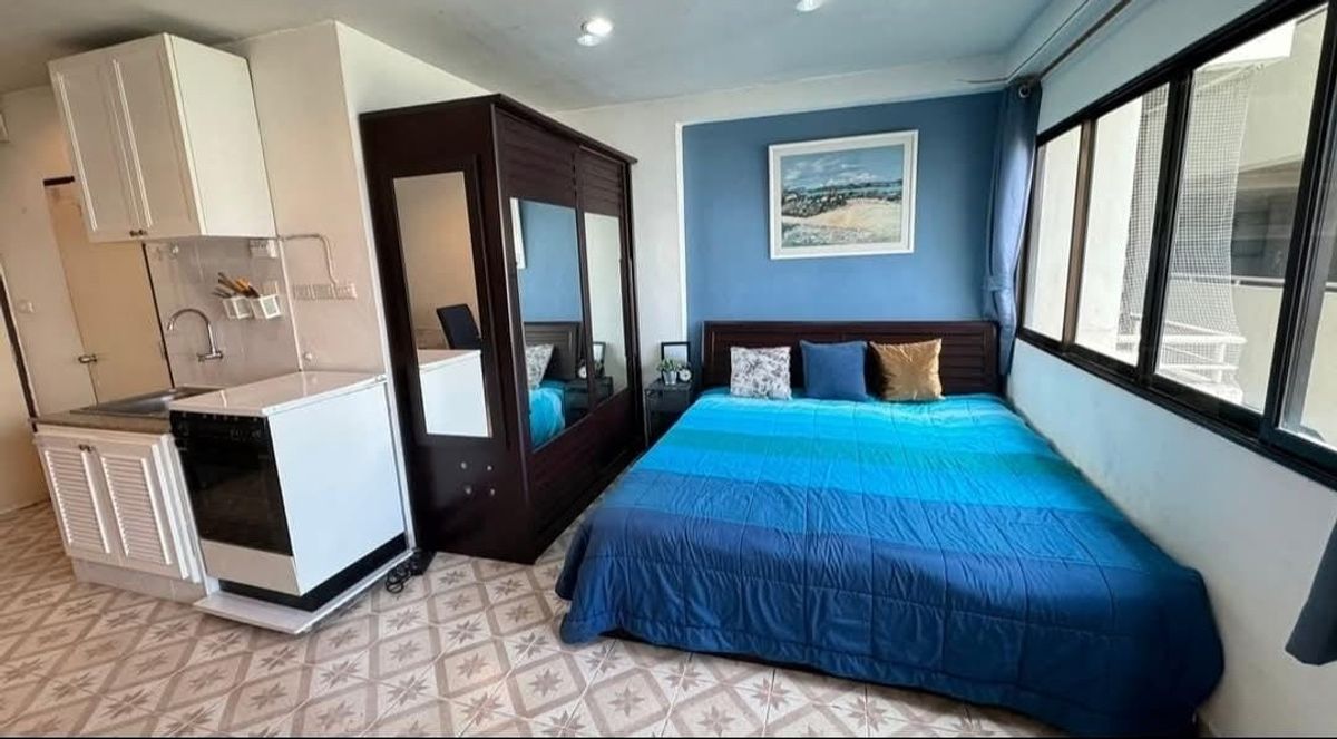 Cozy Studio near Sukhumvit with City View