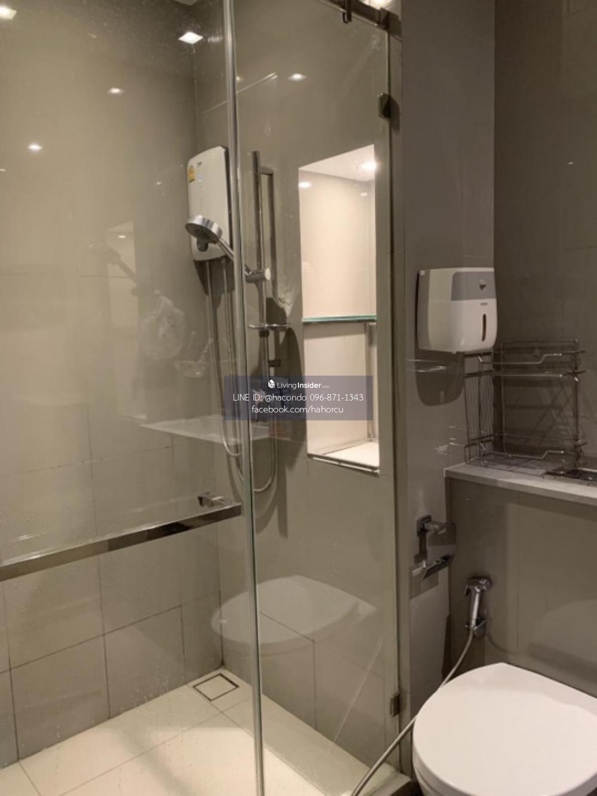 1 Bedroom Studio Apartment with Modern Design