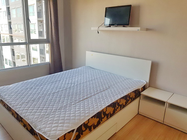 Fully Furnished 2-Bedroom Condo at Fuse Sense Bang Khae