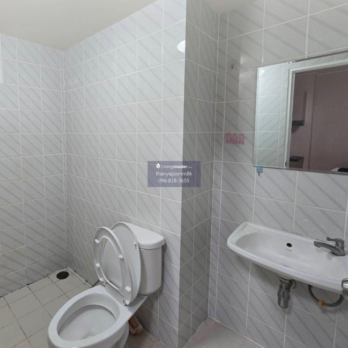 1 Bedroom Condo near MRT Bang Khae with Full Furniture