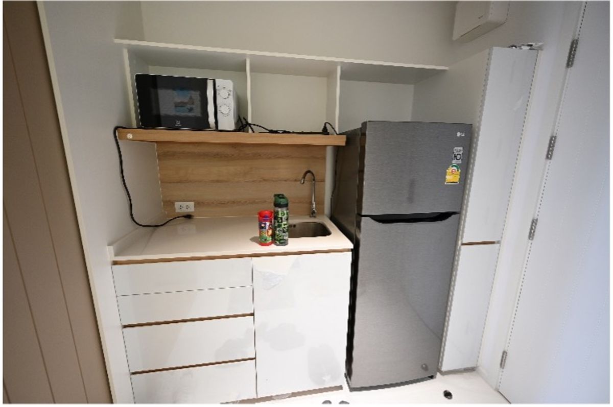 Hot Deal! 1 Bed Triple Y Residence near MRT Sam Yan