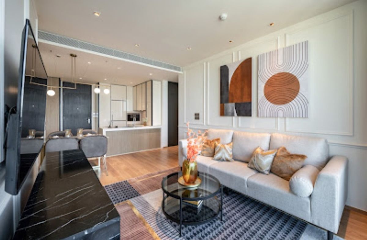 Luxury 2-Bedroom Apartment at BEATNIQ Thonglor