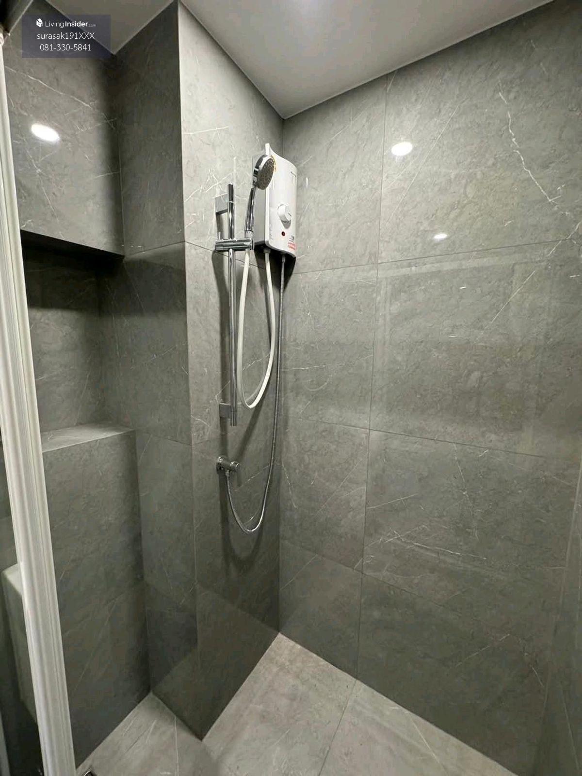 Blue Sukhumvit 105 Condo near MRT Srinasal, BTS Bearing