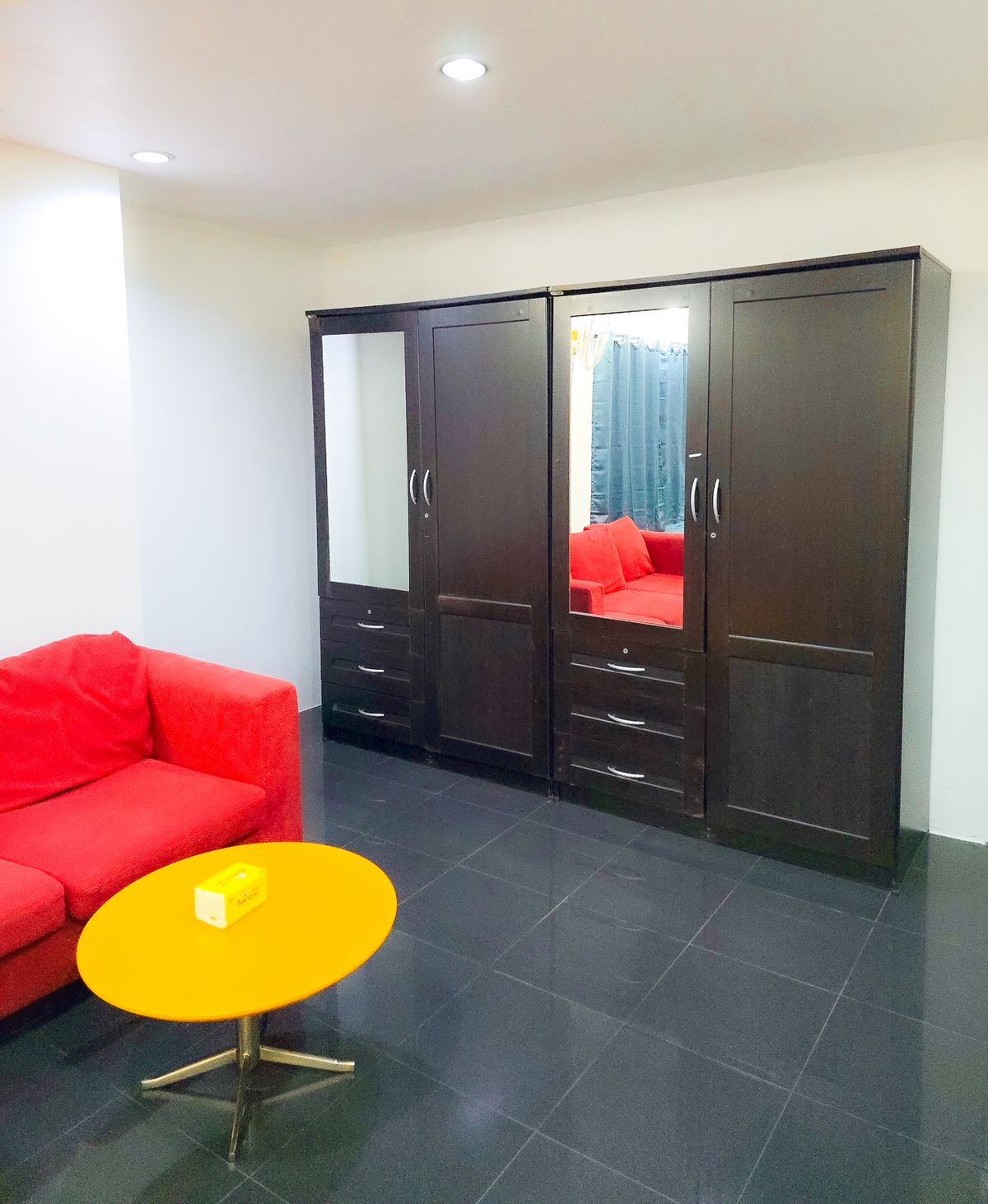 Fully Furnished Bangrak Condo near BTS, Asiatique, and Central Silom