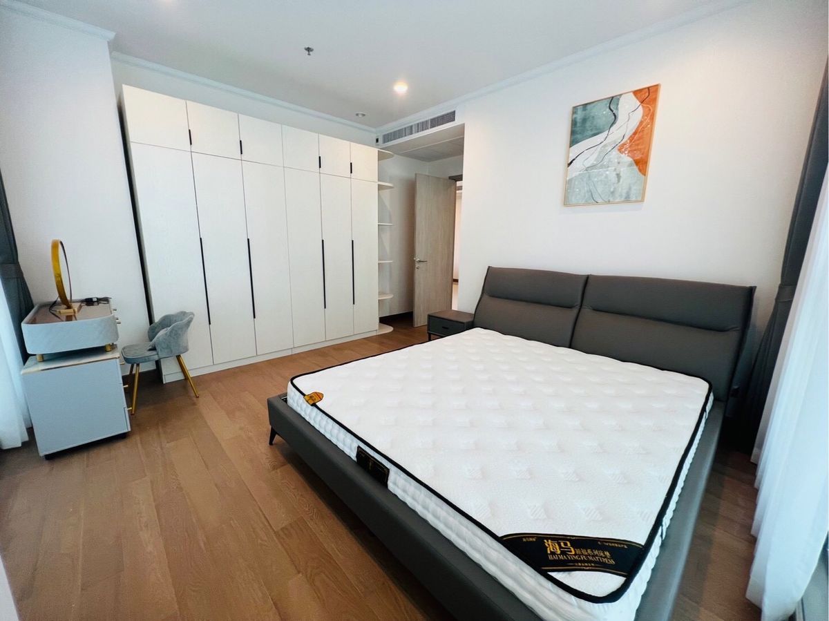 2 Bedroom Apartment with Modern Design
