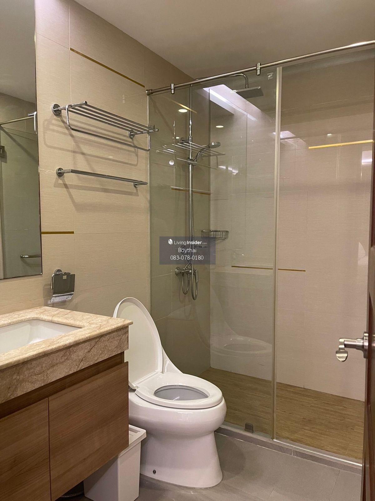 Amaranta Residence Condo - Convenient 1-Bedroom Near Huai Khwang Station