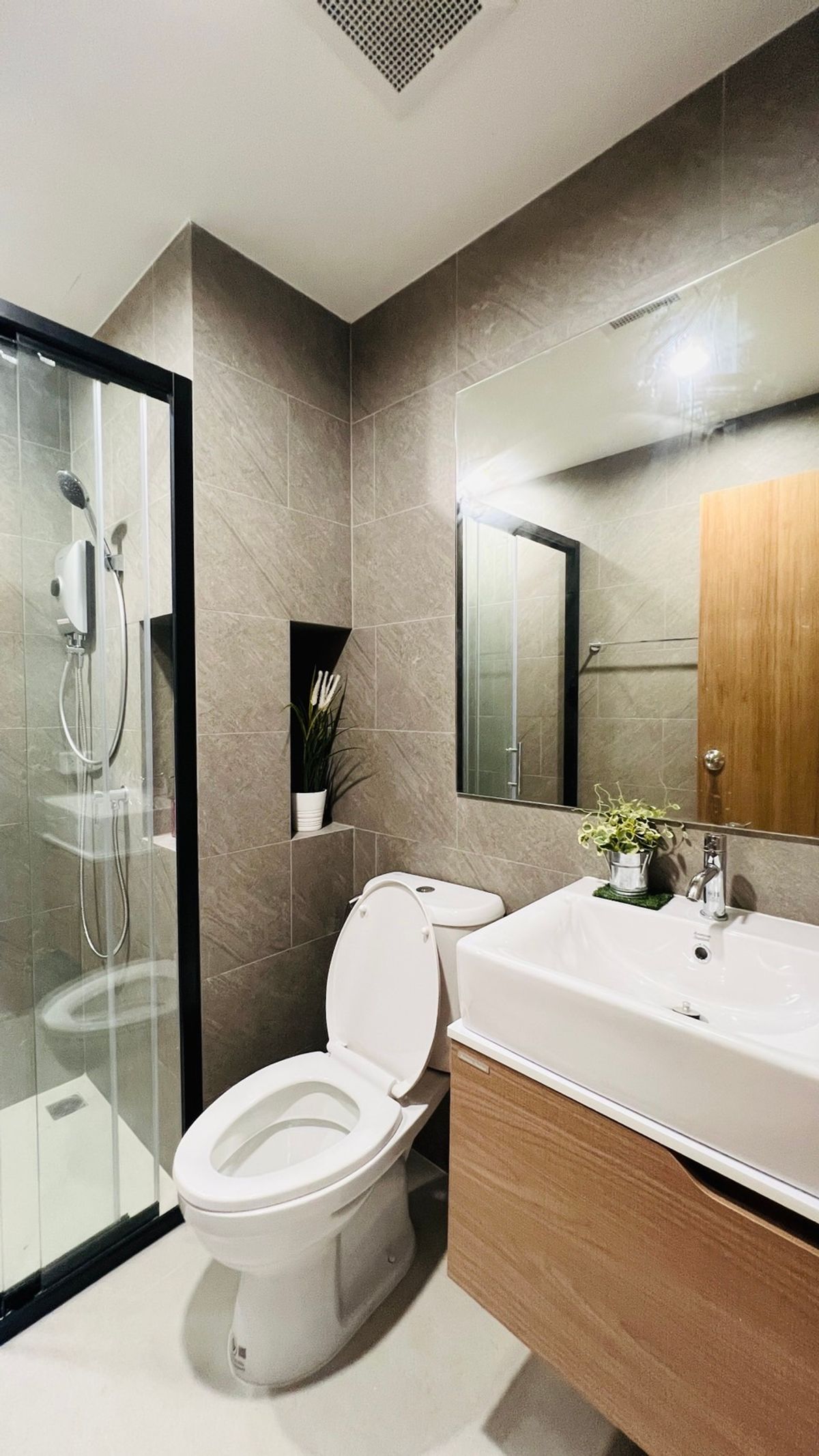 The Living Ramkhamhaeng - Compact 1-Bedroom Apartment