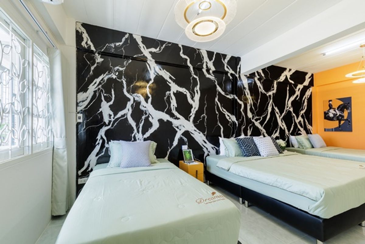 4-Bedroom Airbnb Near MRT Sam Yot, Yaowarat, Charoen Krung Road