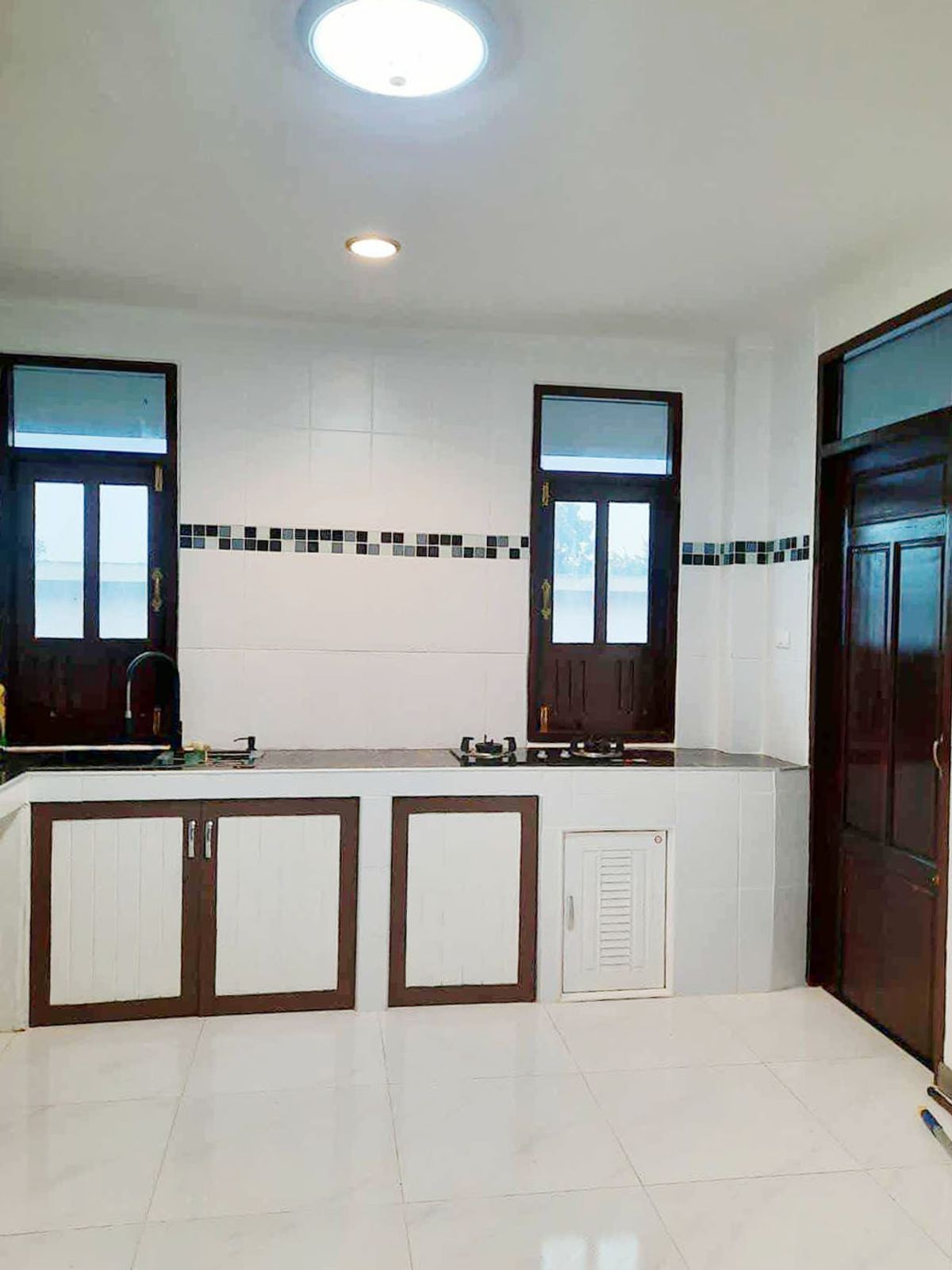 Two-Story Villa near Gat, 6 Bedrooms, Fully Furnished