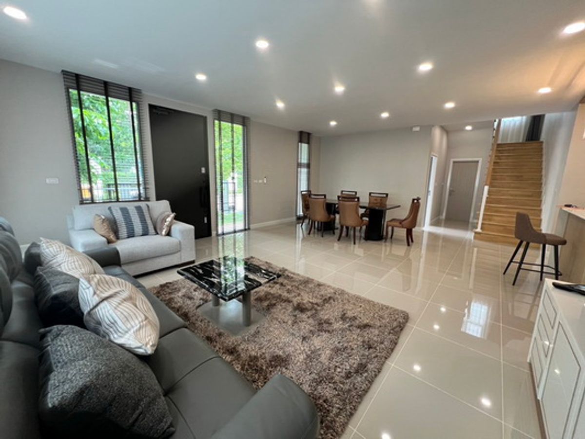 Fully Furnished 4-Bedroom House at Perfect Place Chaengwattana 2