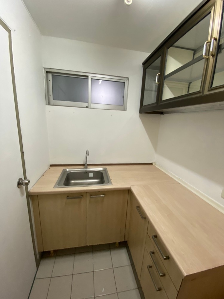 Lumpini Center Lat Phrao 111 - Уютная угловая квартира