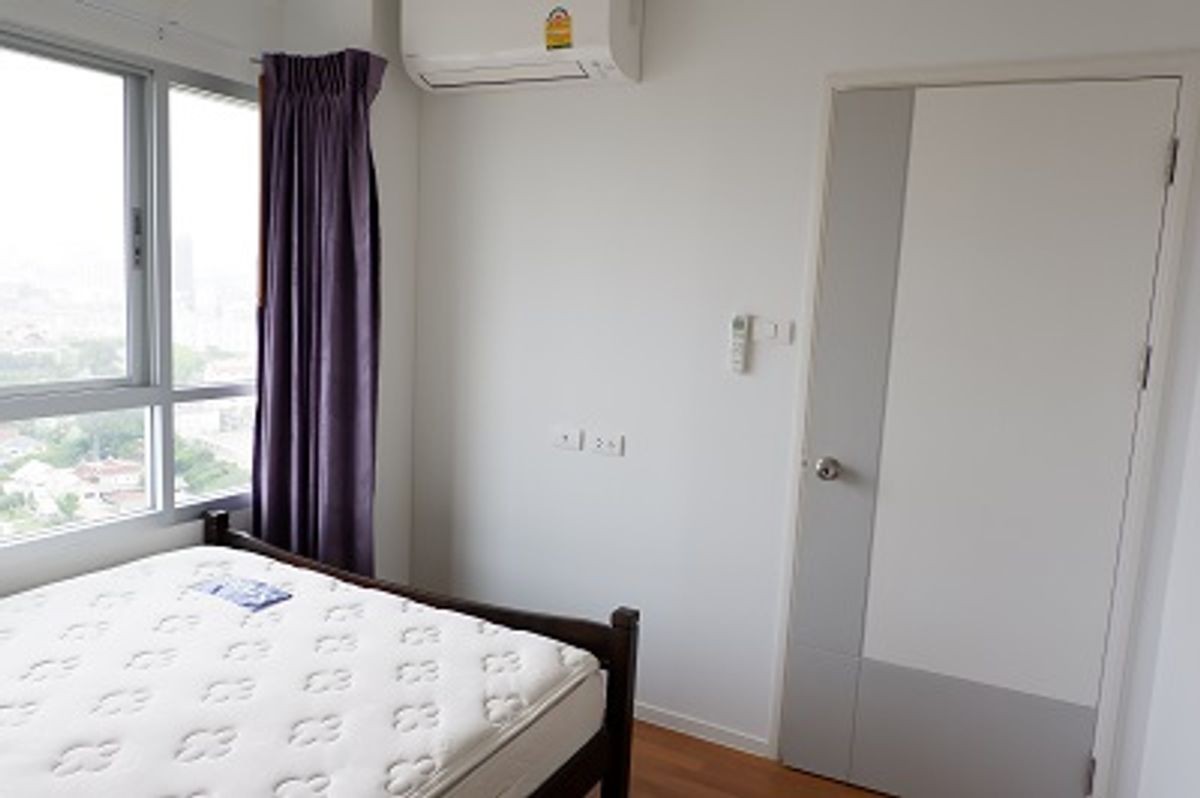 Lumpini Place Borommaratchachonnani 35 кондо, Силпакорн Университетінің жанында