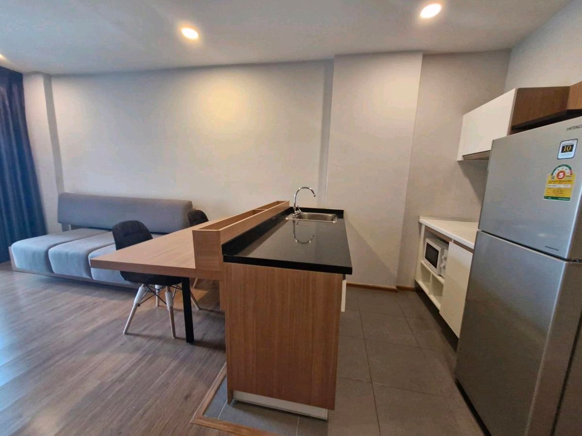 Condo near Chaengwattana, 35.81 sq.m., 1 bedroom, fully furnished