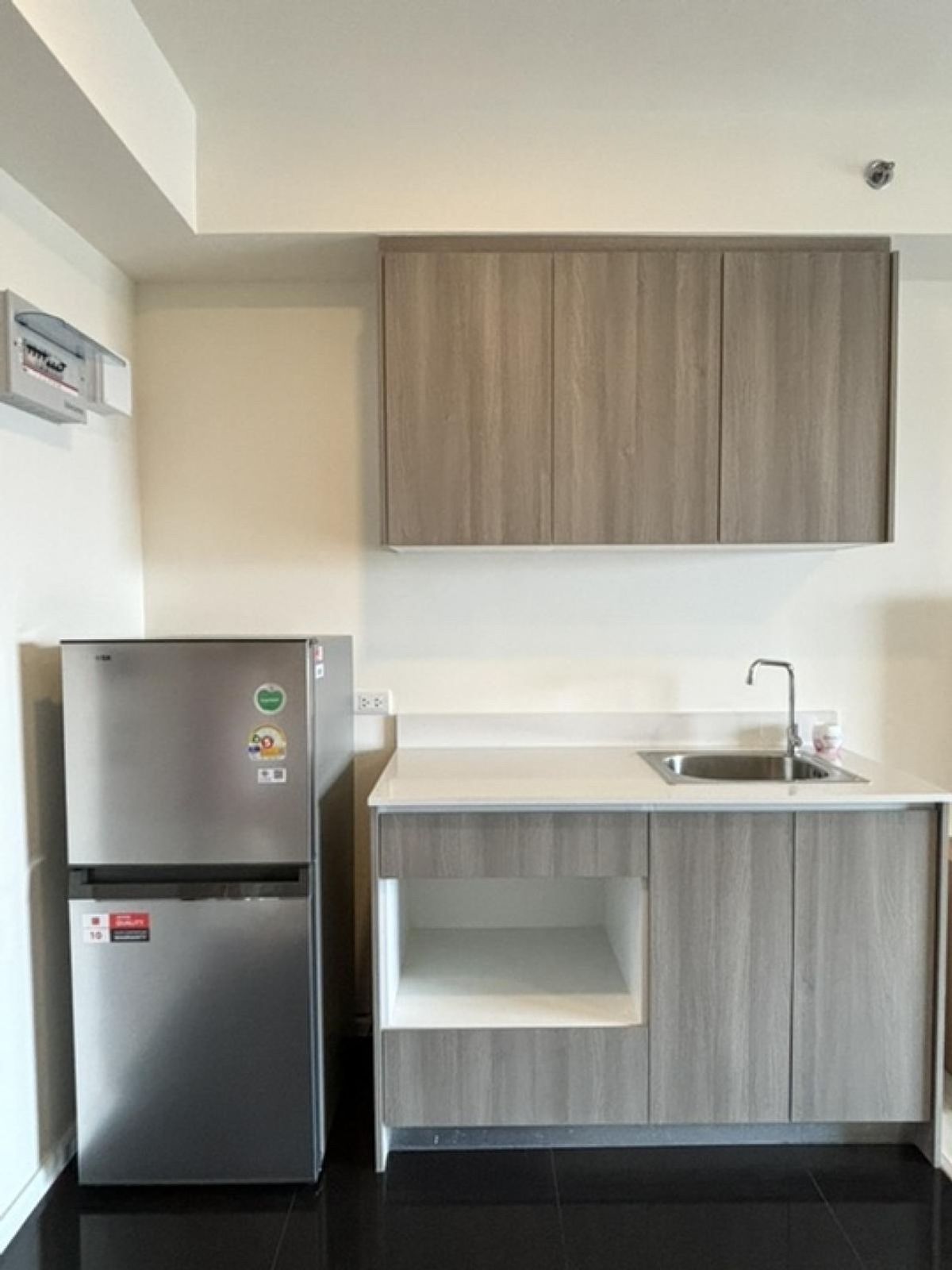 A Space Mega Bangna-дағы толық жабдықталған 1 бөлмелі пәтер