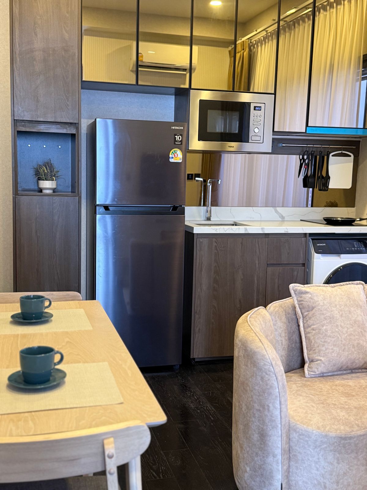 2-Bedroom Condo at Park Origin Thonglor - Prime Location