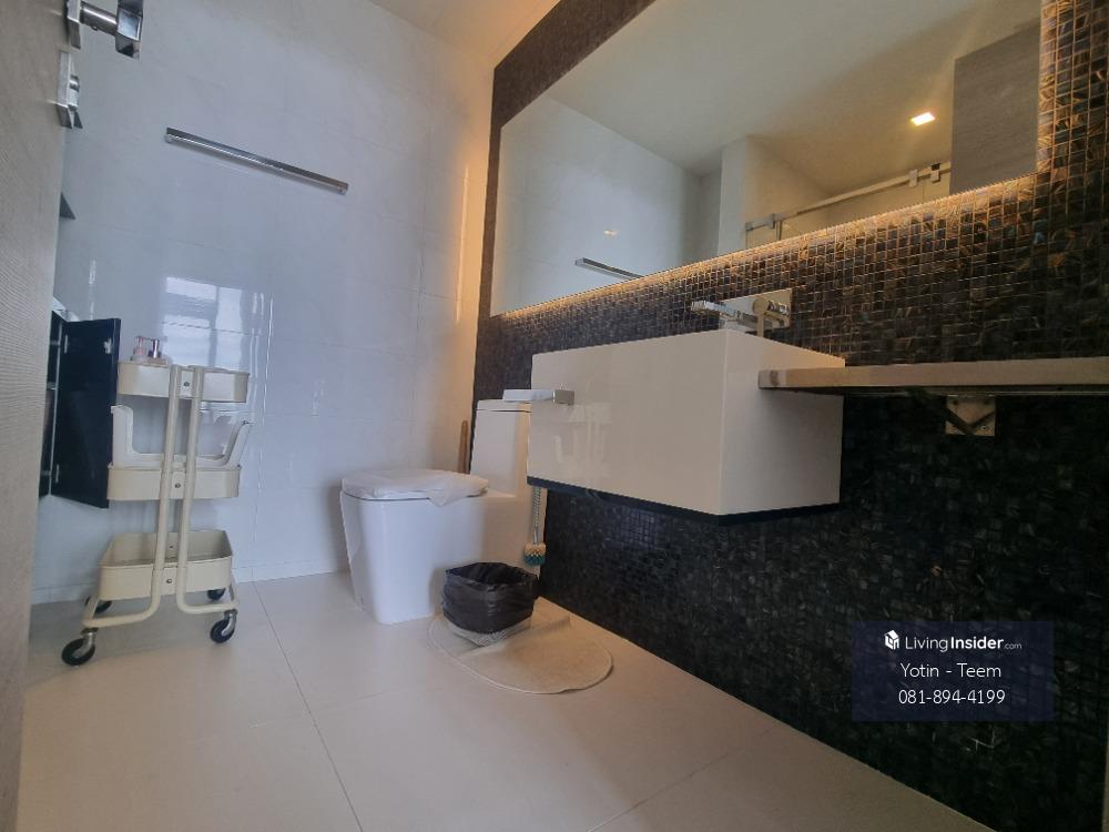 Spacious 2-Bedroom Apartment at The Room Rama 4 - Prime Urban Living