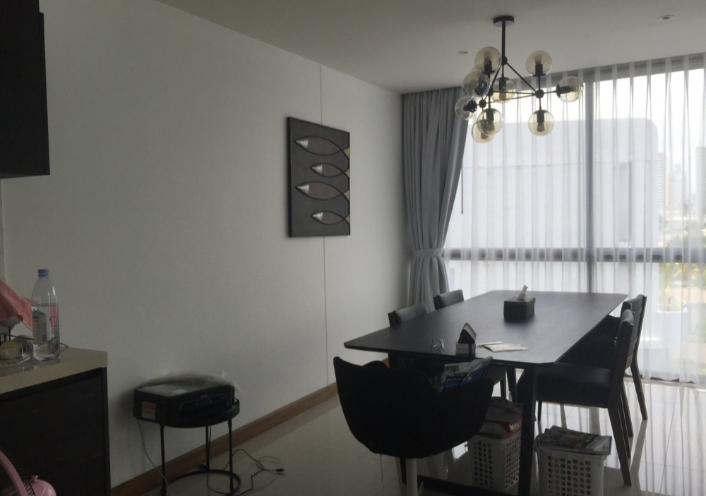 2 Bedroom Apartment with Balconies and Parking Spaces