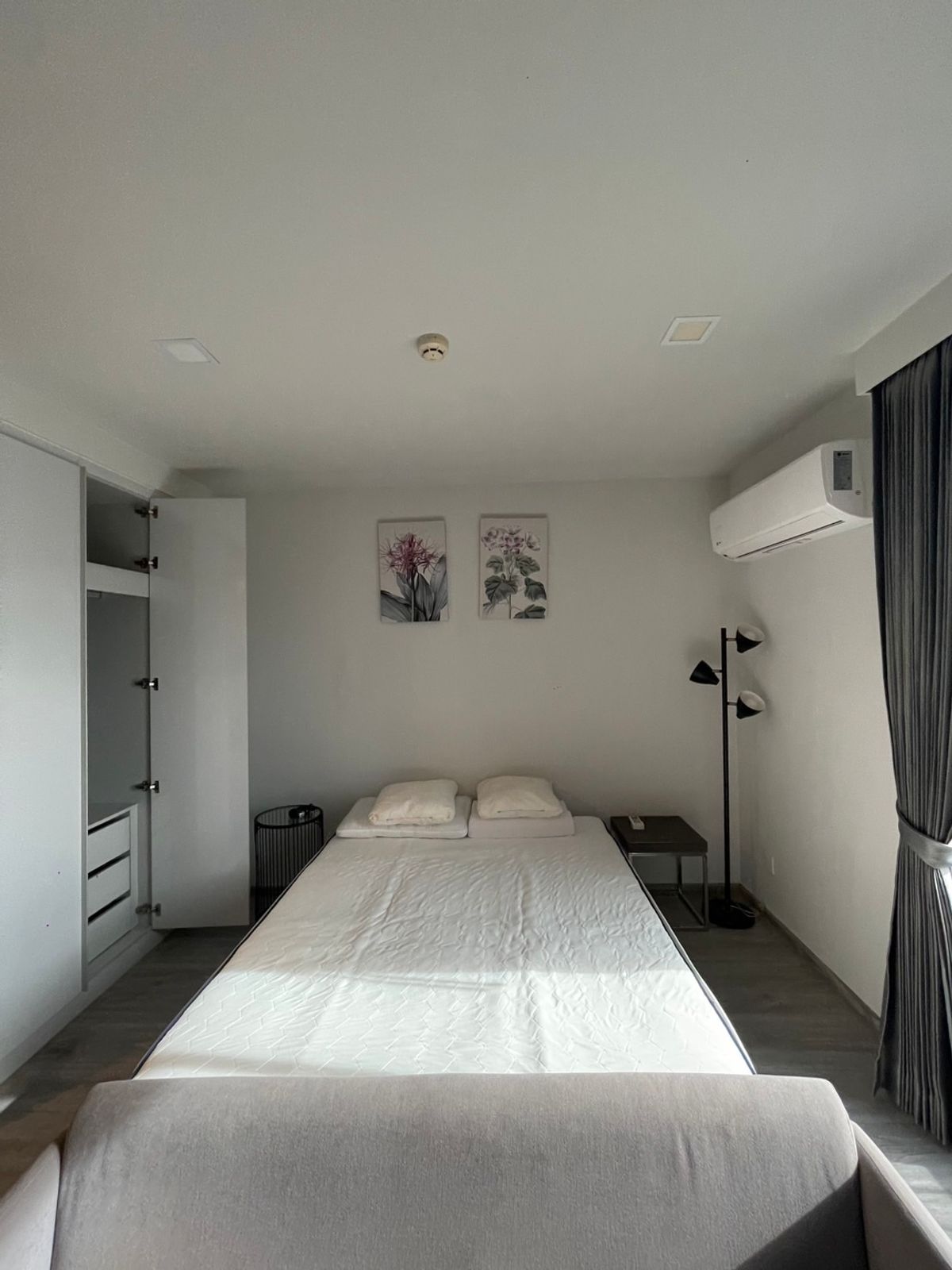 Pet Friendly Condo near BTS Ratchathewi