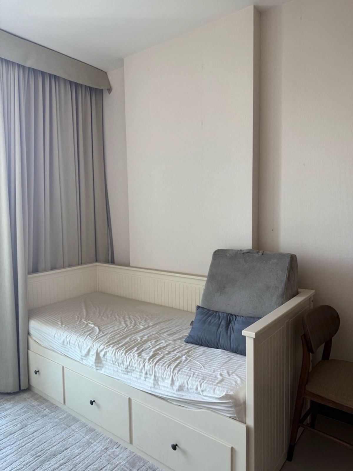 Condo Room at IDO, Phahonyothin - Fully Furnished Studio