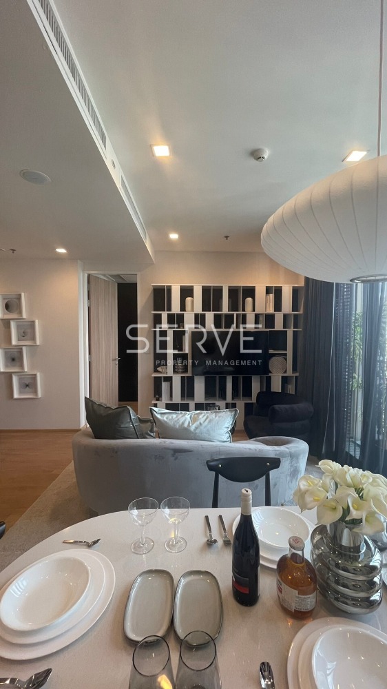 Luxury 2-Bedroom Condo near BTS Phrom Phong
