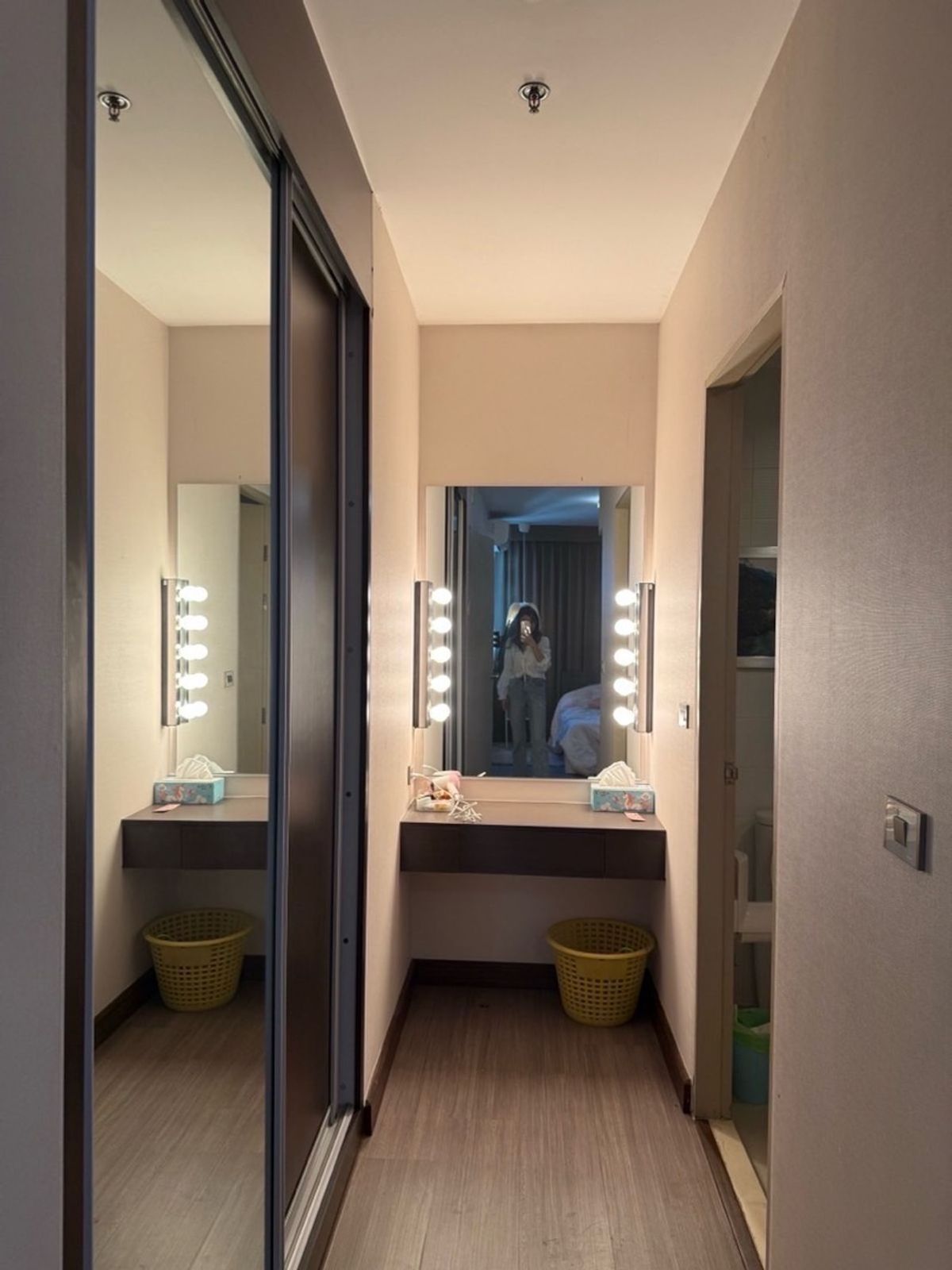 Condo Room at IDO, Phahonyothin - Fully Furnished Studio