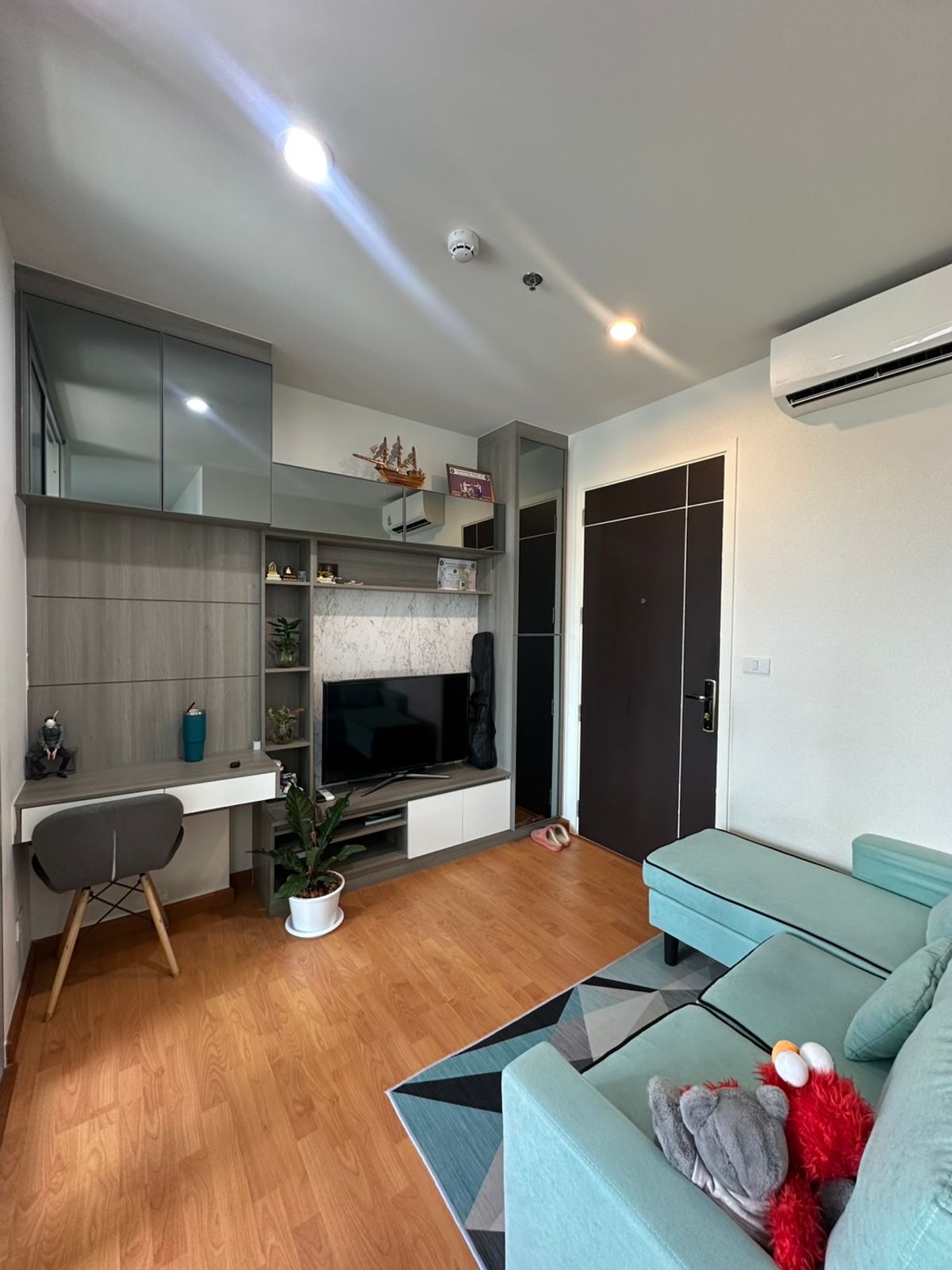 The President Sukhumvit - Samutprakan Fully Furnished Apartment