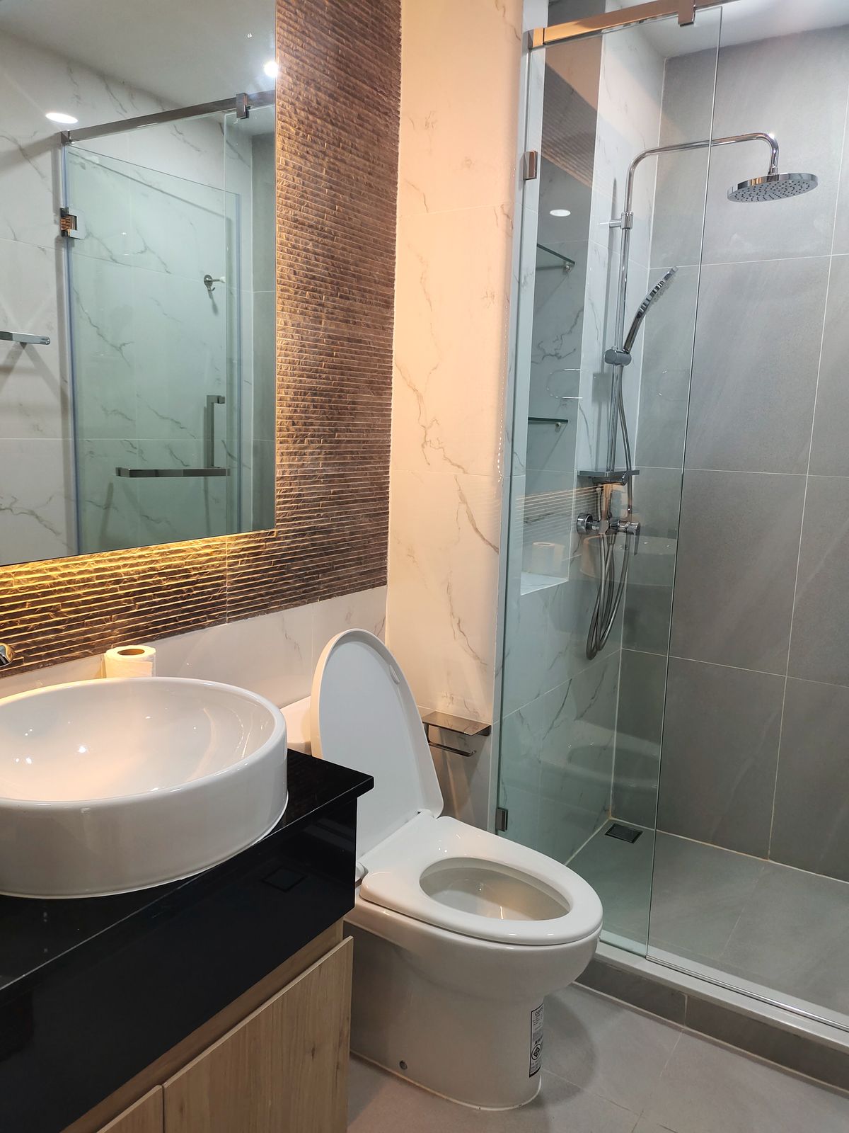 1 Bedroom Apartment at Aequila Residence with Multiple Amenities