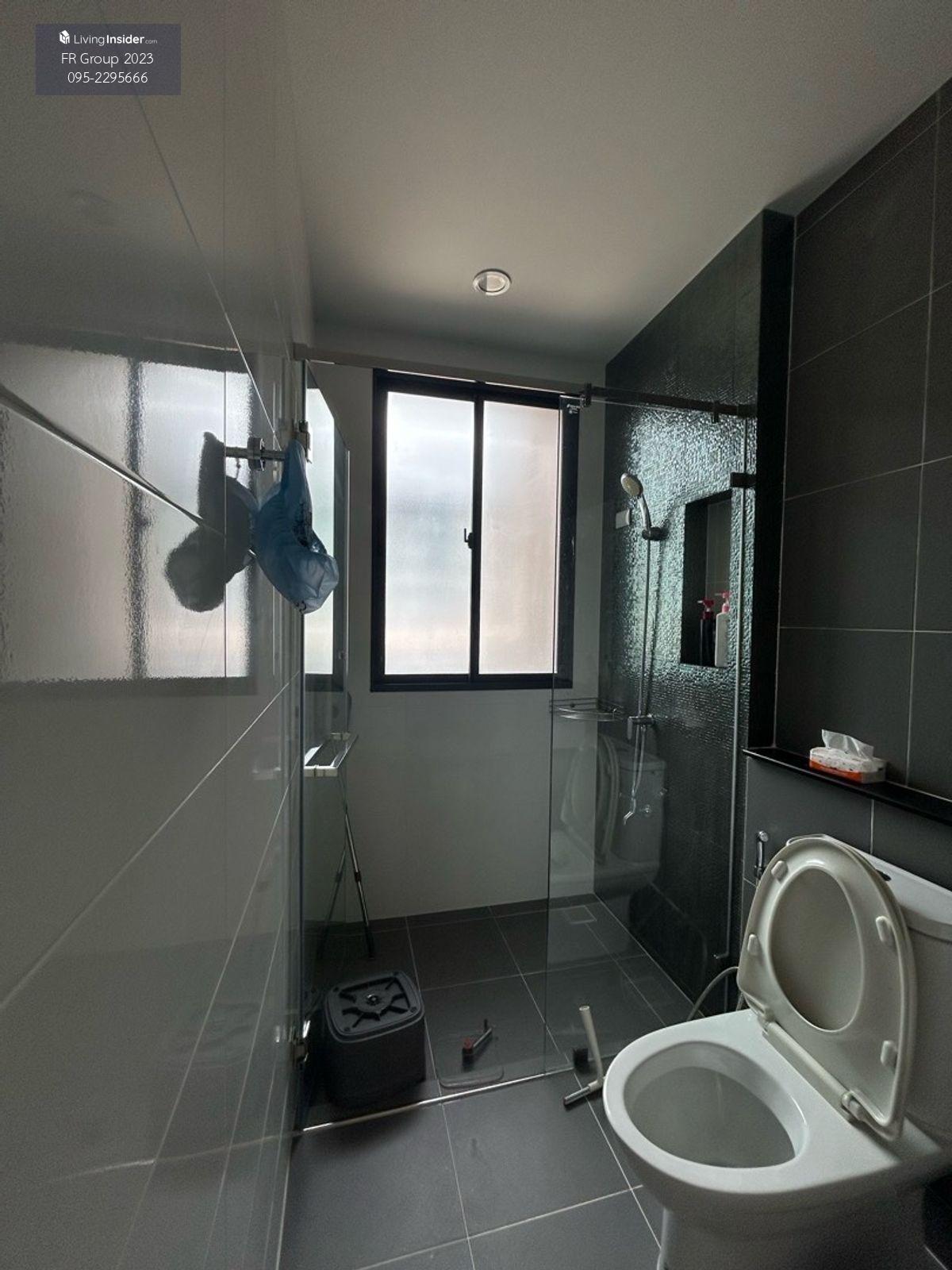 Townhome in Rama 9-Krungthep Kreetha with Furniture and Amenities