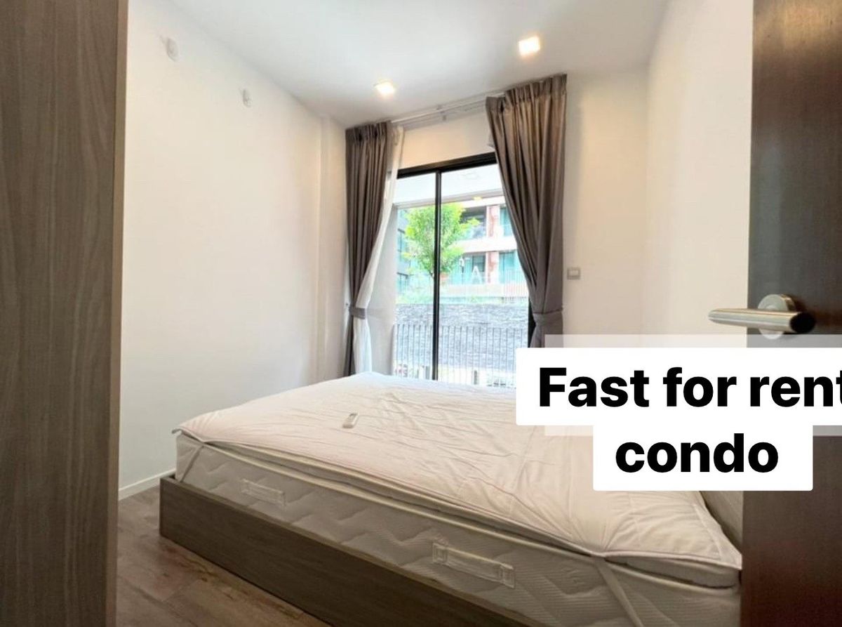 2 Bedroom Corner Condo at Brown Ratchada 32, Fully Furnished