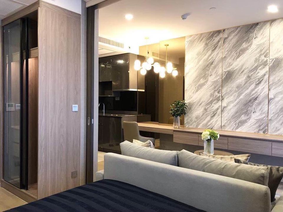 Ashton Asoke 1-Bedroom Condo, 35sqm, 17th Floor
