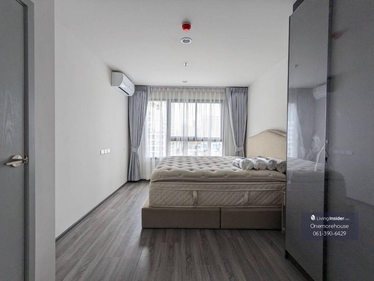 2 Bedroom Apartment near MRT Samyan with Modern Design