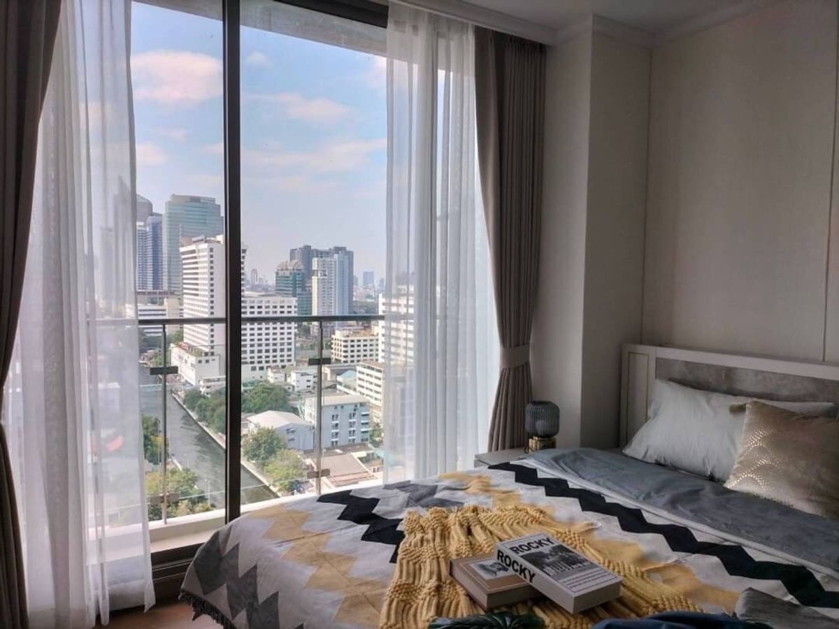 Stylish 2-Bedroom Apartment with City View