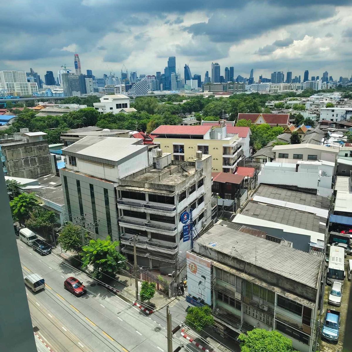 1 Bedroom Fully Furnished Apartment with City View