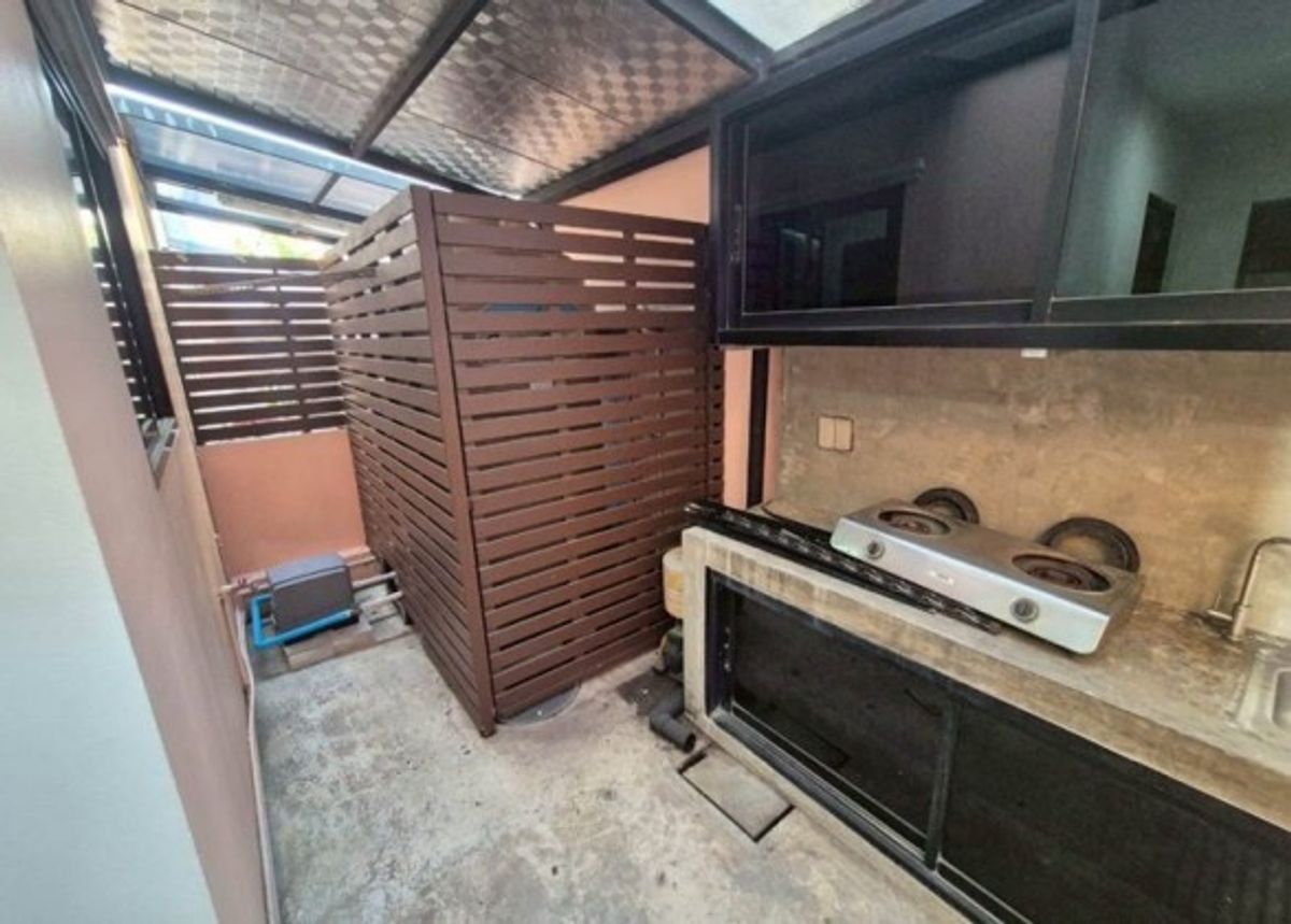 3-Story Townhome near BTS Ari, Phahonyothin Road