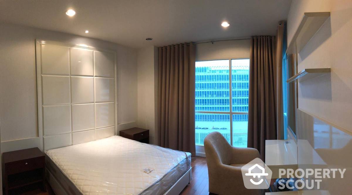 1 Bedroom Condo at The Address Chidlom near BTS Chit Lom