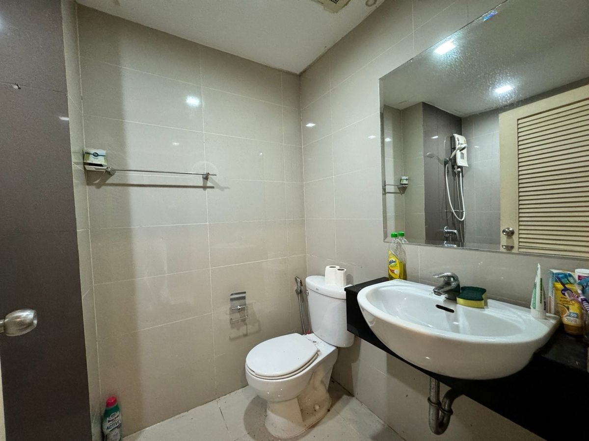 2 Bedroom Condo with Airport View near Lat Krabang