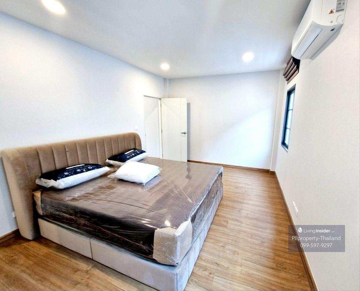 Pet Friendly House at Bangna - The Centro Bangna Angelo Type