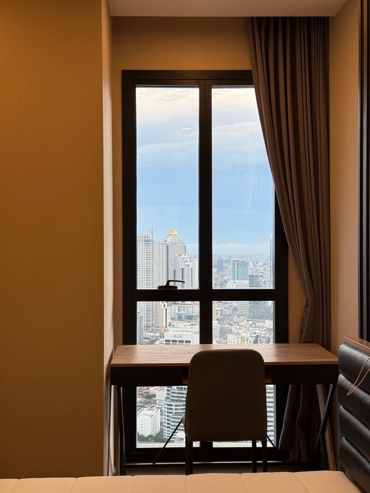 Роскошный кондо в Ashton Chula-Silom, рядом со станцией BTS Sam Yan