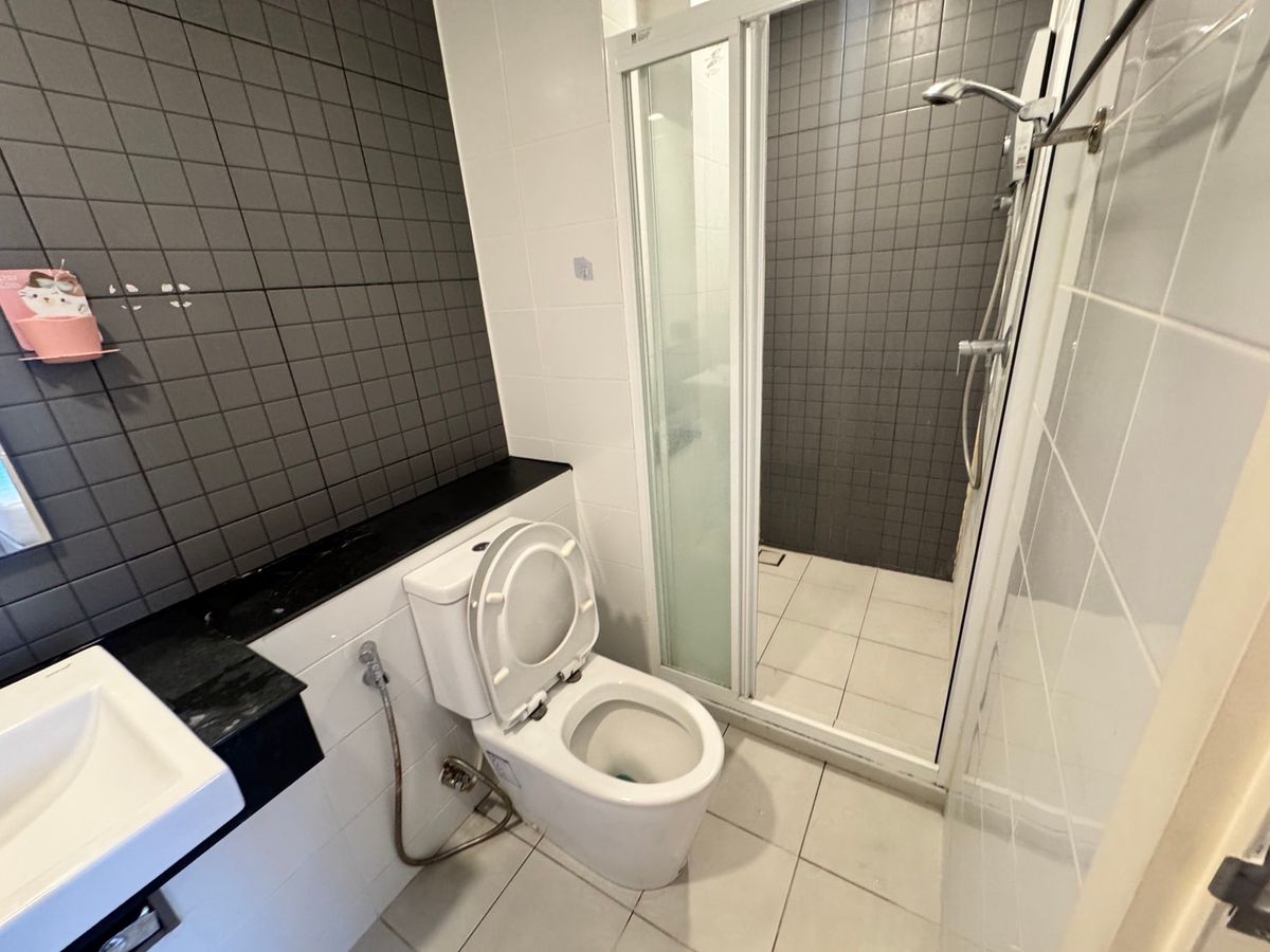 Cozy Studio Apartment at ESCENT PARK VILLE Near Central Festival Chiang Mai