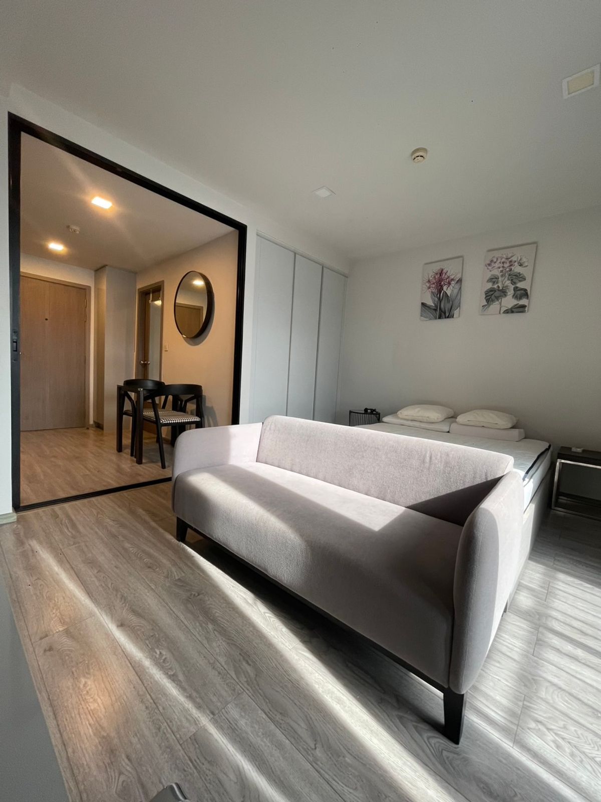 Pet Friendly Condo near BTS Ratchathewi