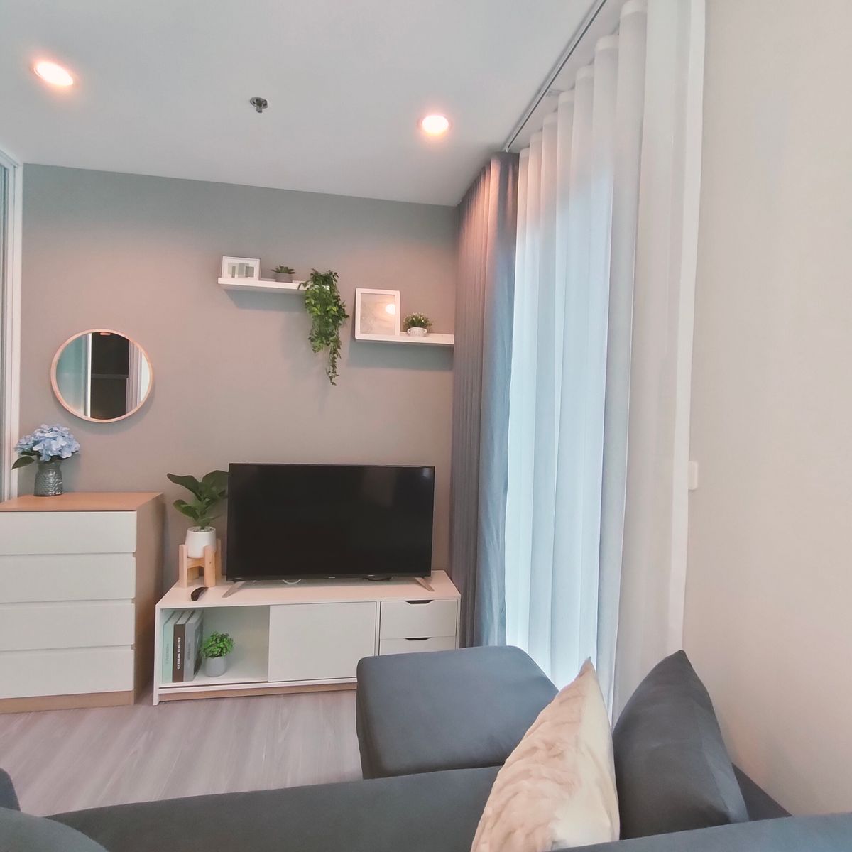 The Base Condo-дағы студия, Рама 9, Рамкамхаенг