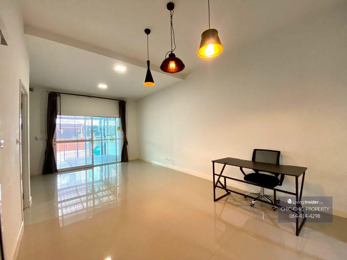 2-Story Townhouse near Suvarnabhumi, 3 Bedrooms, 3 Bathrooms