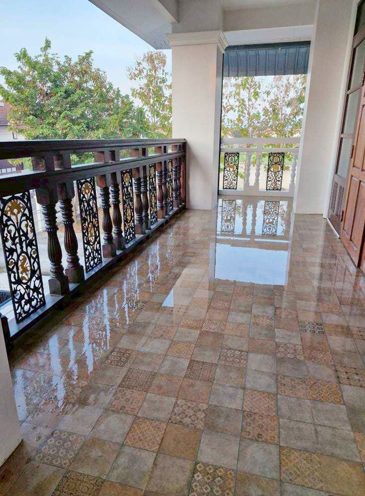 Two-Story Villa near Gat, 6 Bedrooms, Fully Furnished