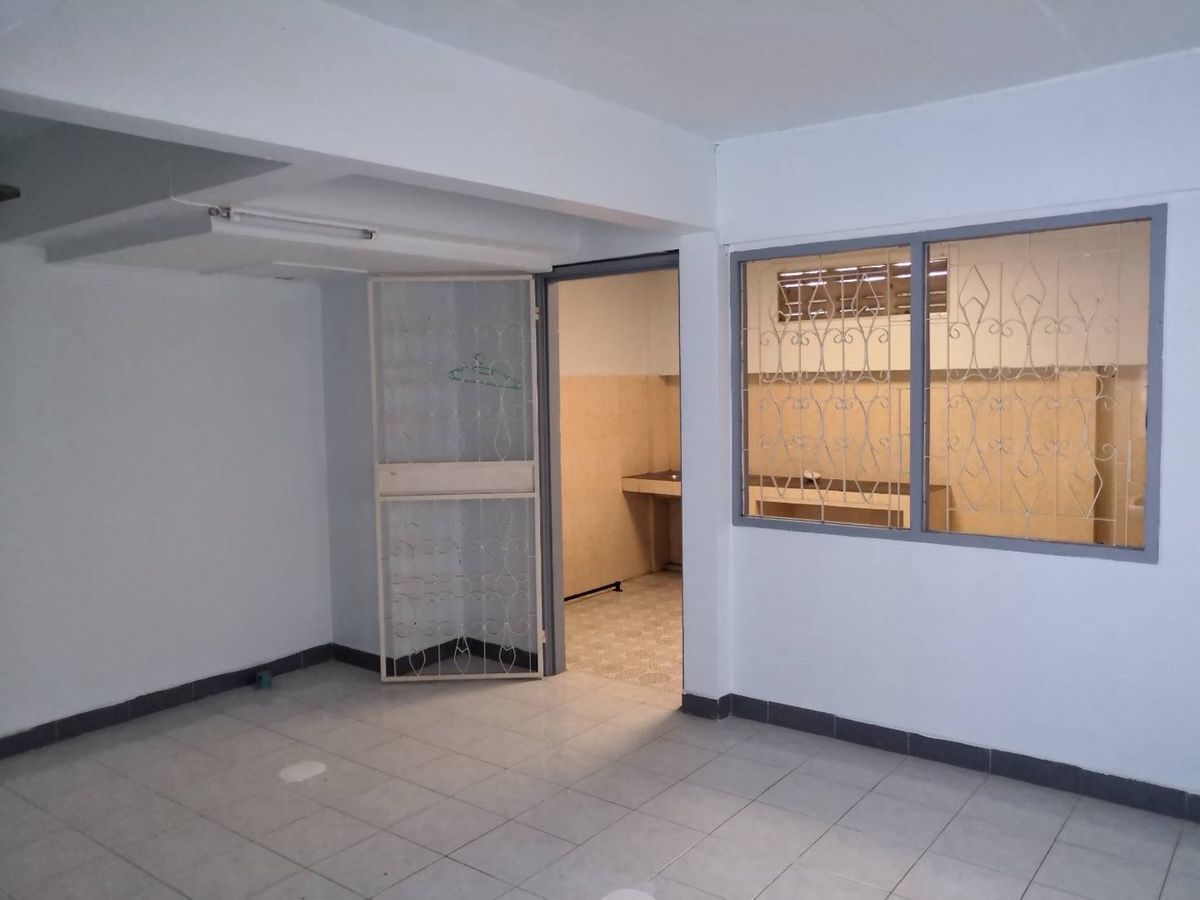 Twin Houses in Romklao Community - 2-Storey Rental Property