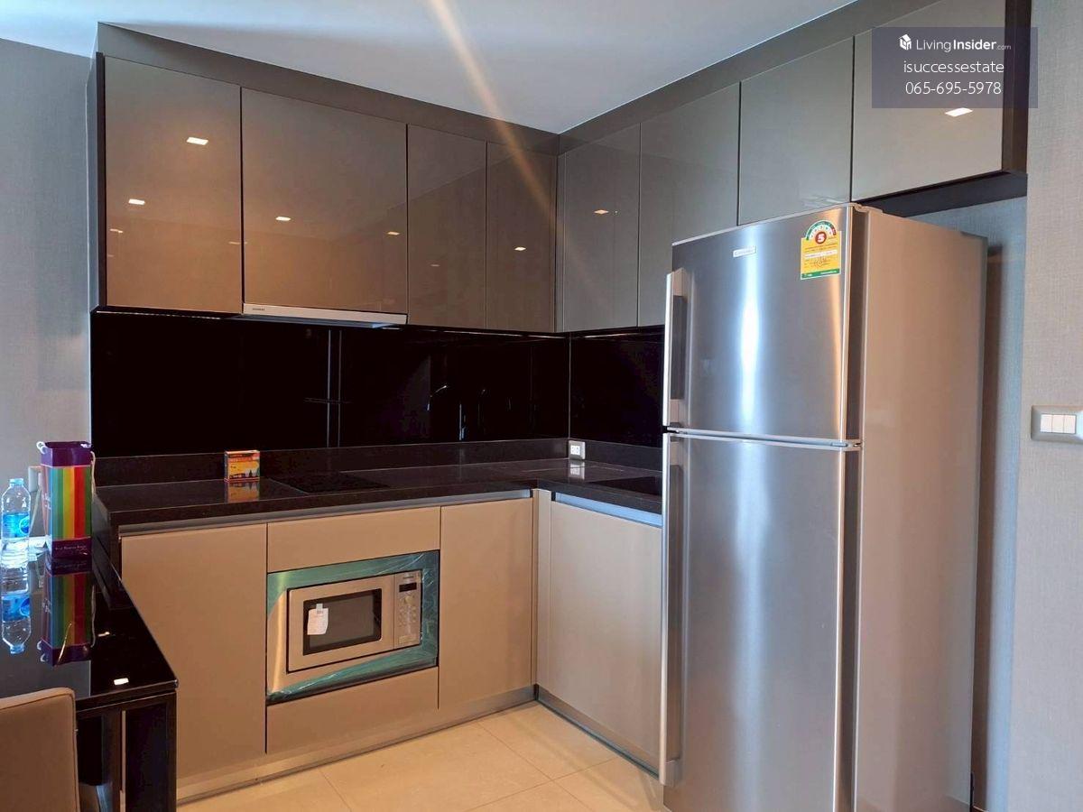 The Address Sukhumvit 61 - 1 Bedroom Near BTS Ekkamai