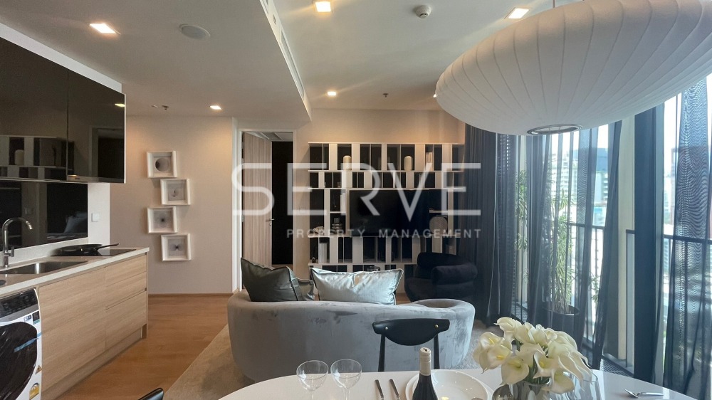 Luxury 2-Bedroom Condo near BTS Phrom Phong