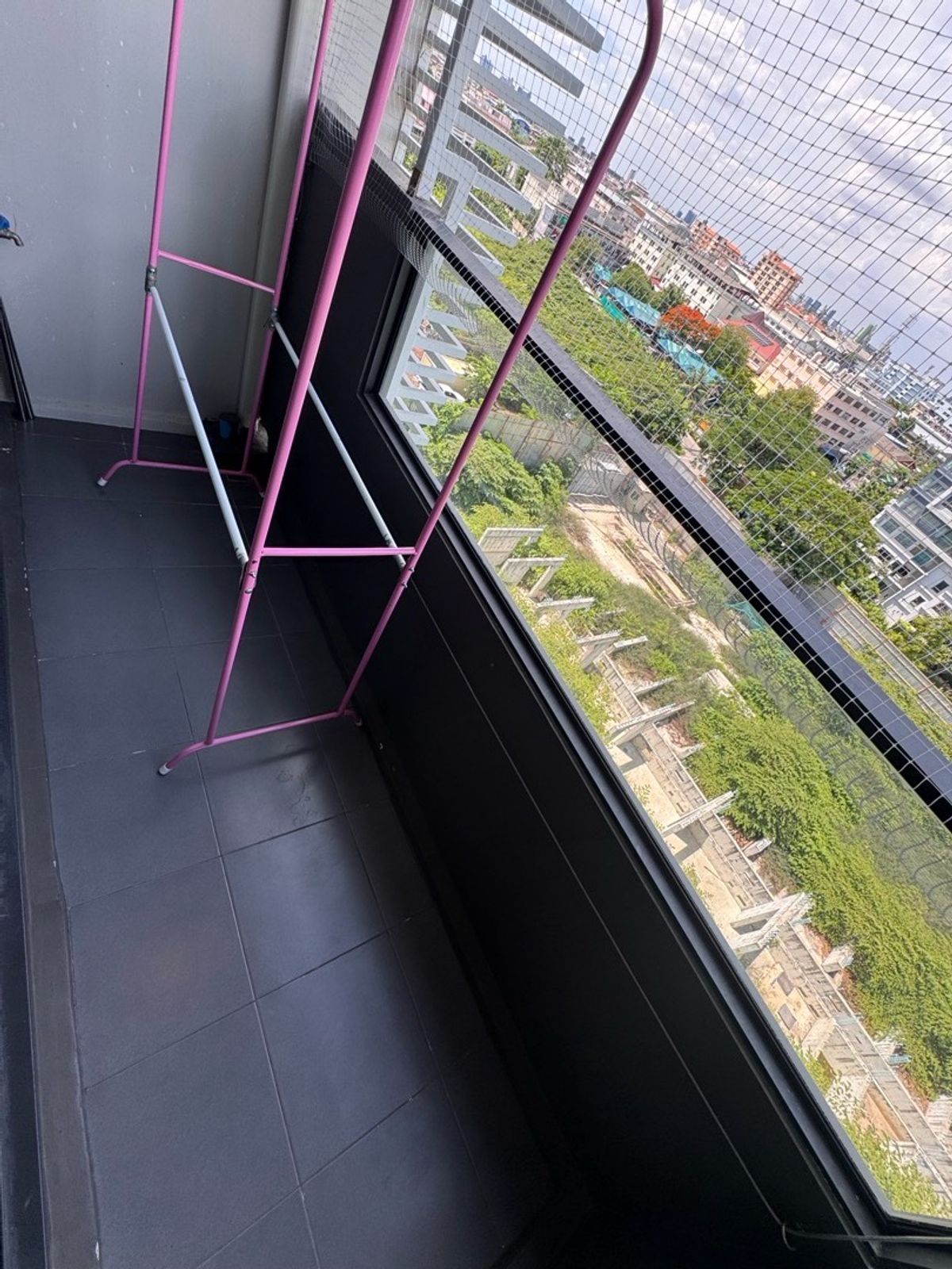 Rama 2 Condo - Compact Studio Apartment
