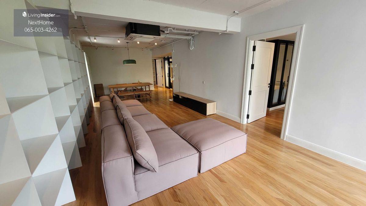 Icon 2 Condo - Spacious 2 Bedroom in Sukhumvit near Thonglor BTS